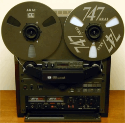 1979 - Akai GX-747